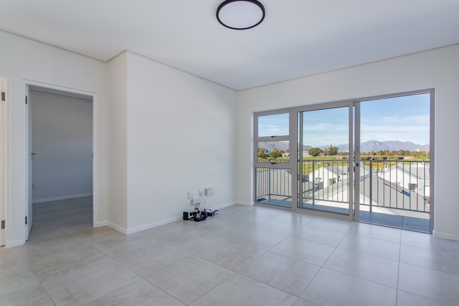 To Let 2 Bedroom Property for Rent in Honeydew Country Estate Western Cape